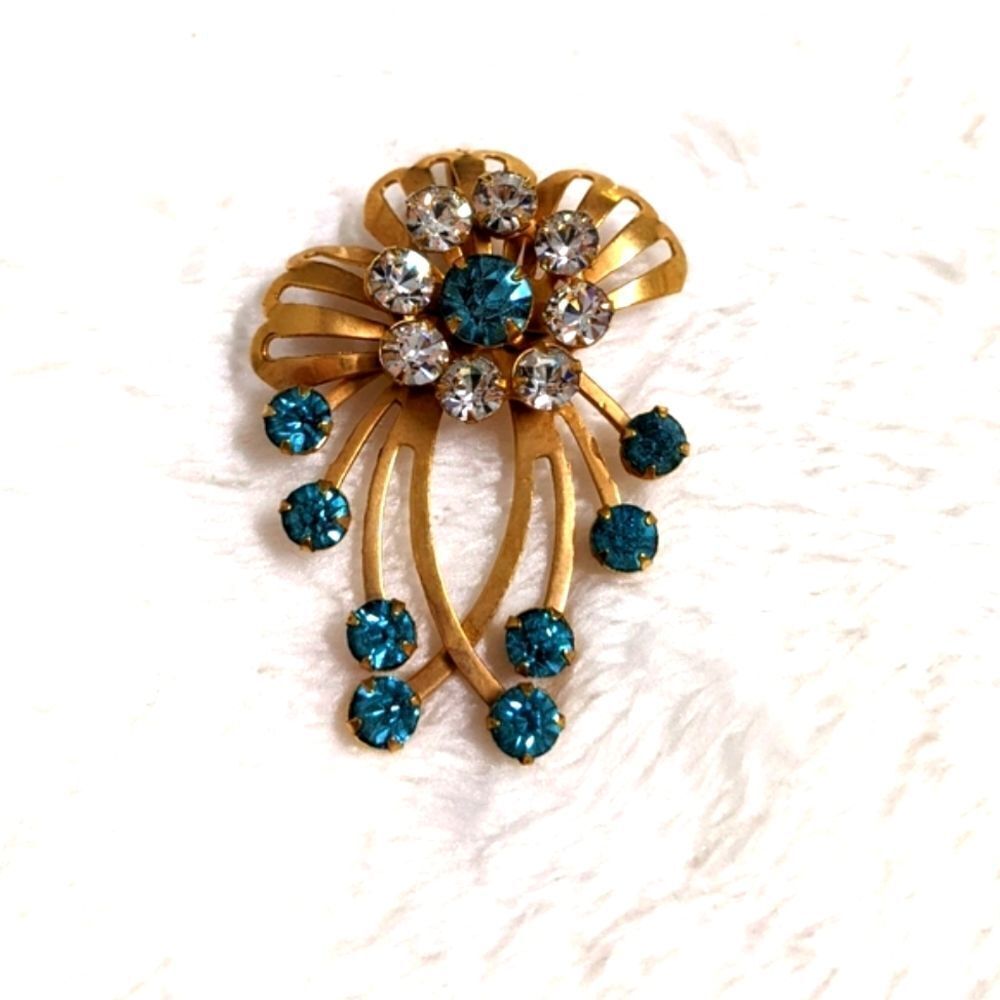 Vintage 50's Teal Blue & Clear Rhinestone Floral Spray Brooche - Picture 7 of 10